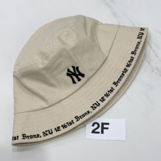 2F หมวก NY แบรนด์ MLB KOREA ทรง Bucket สีครีม ไซส์รอบศีรษะ57ซม. (ไม่มีป้าย)