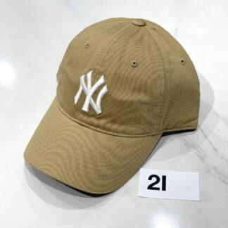 2I หมวกNY แบรนด์ MLB Korea สีเบจครีม