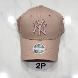 2P หมวก New Era สีชมพู
