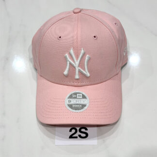 2S หมวก New Era สีชมพู